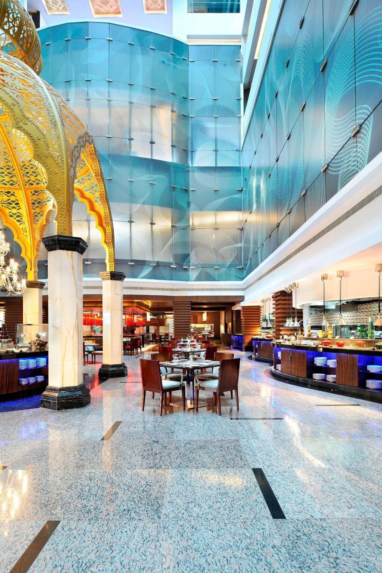 Le Meridien Coimbatore Buitenkant foto