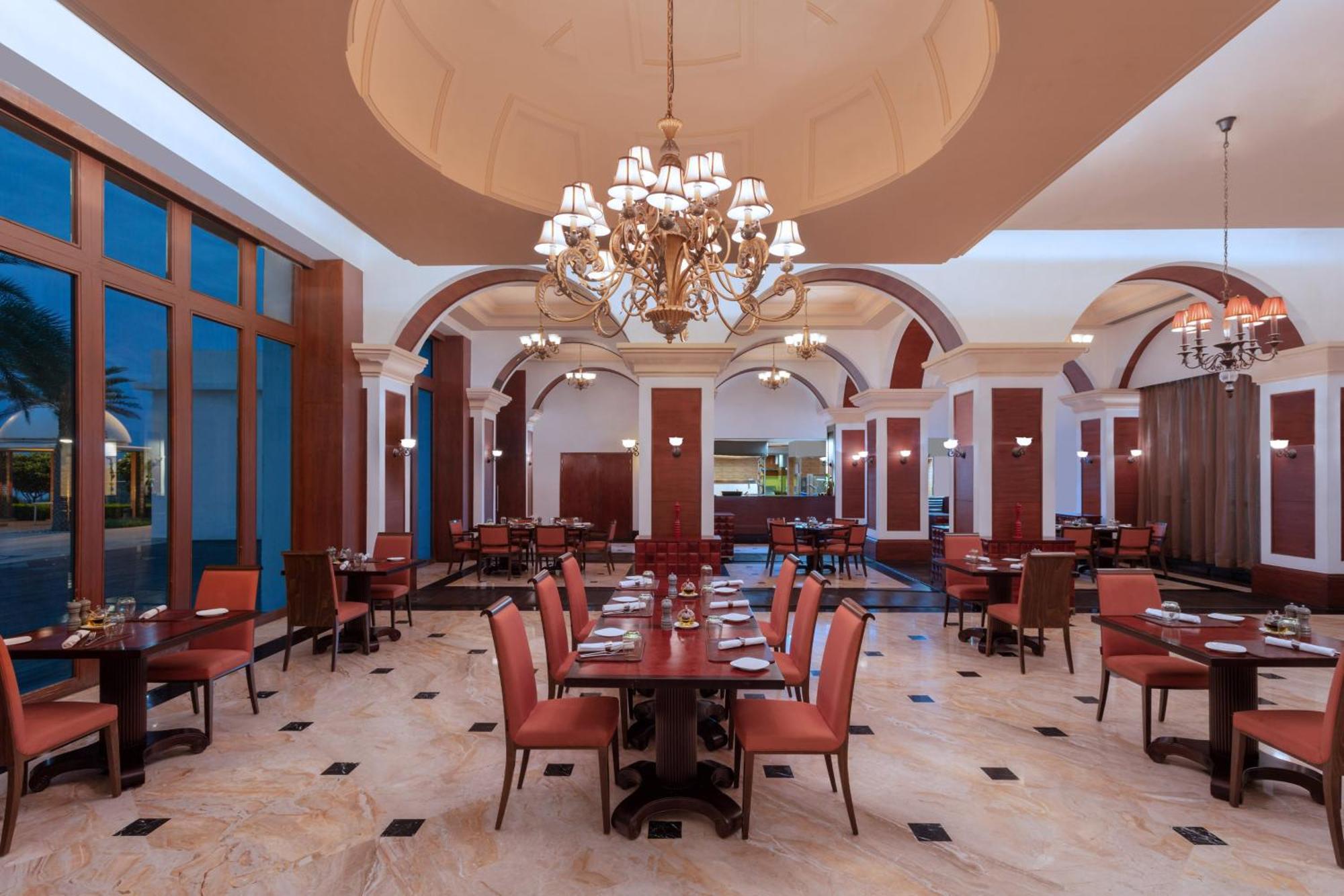 Le Meridien Coimbatore Buitenkant foto