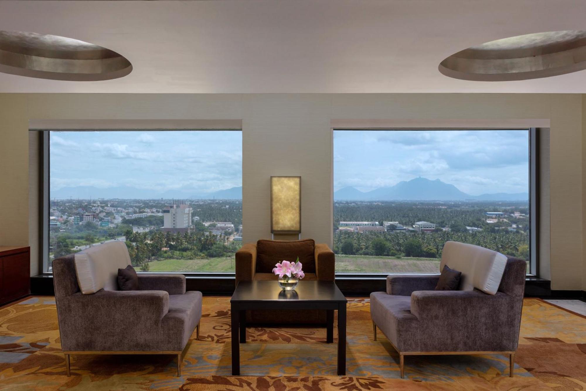 Le Meridien Coimbatore Buitenkant foto