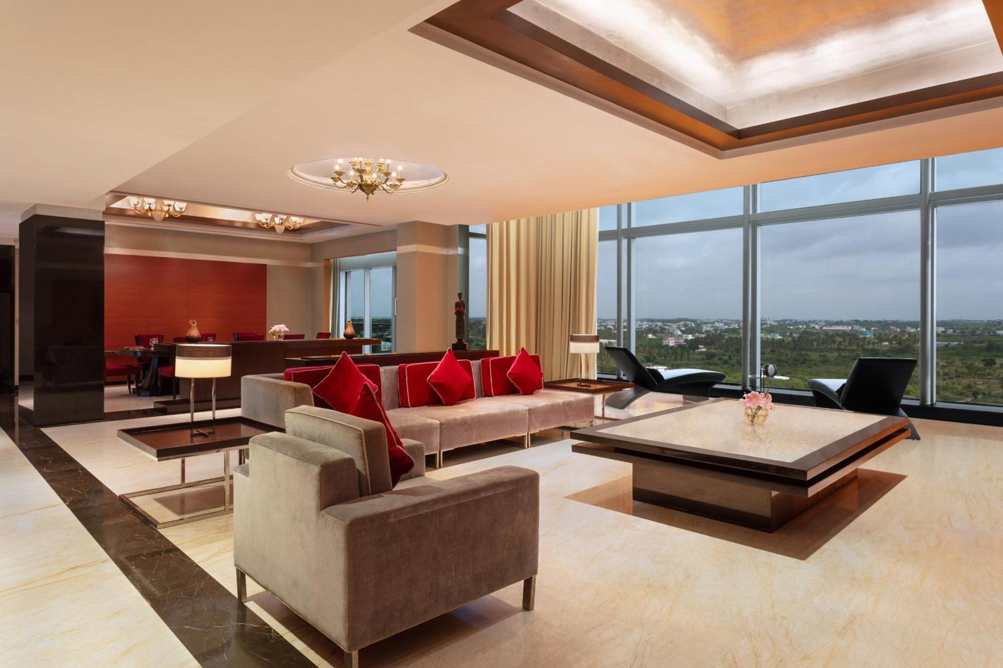 Le Meridien Coimbatore Buitenkant foto